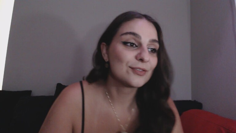 LuciaKing's Streamate show and profile