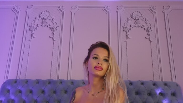 AstridStorm's Streamate show and profile