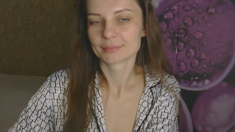 Brunettee's Streamate show and profile